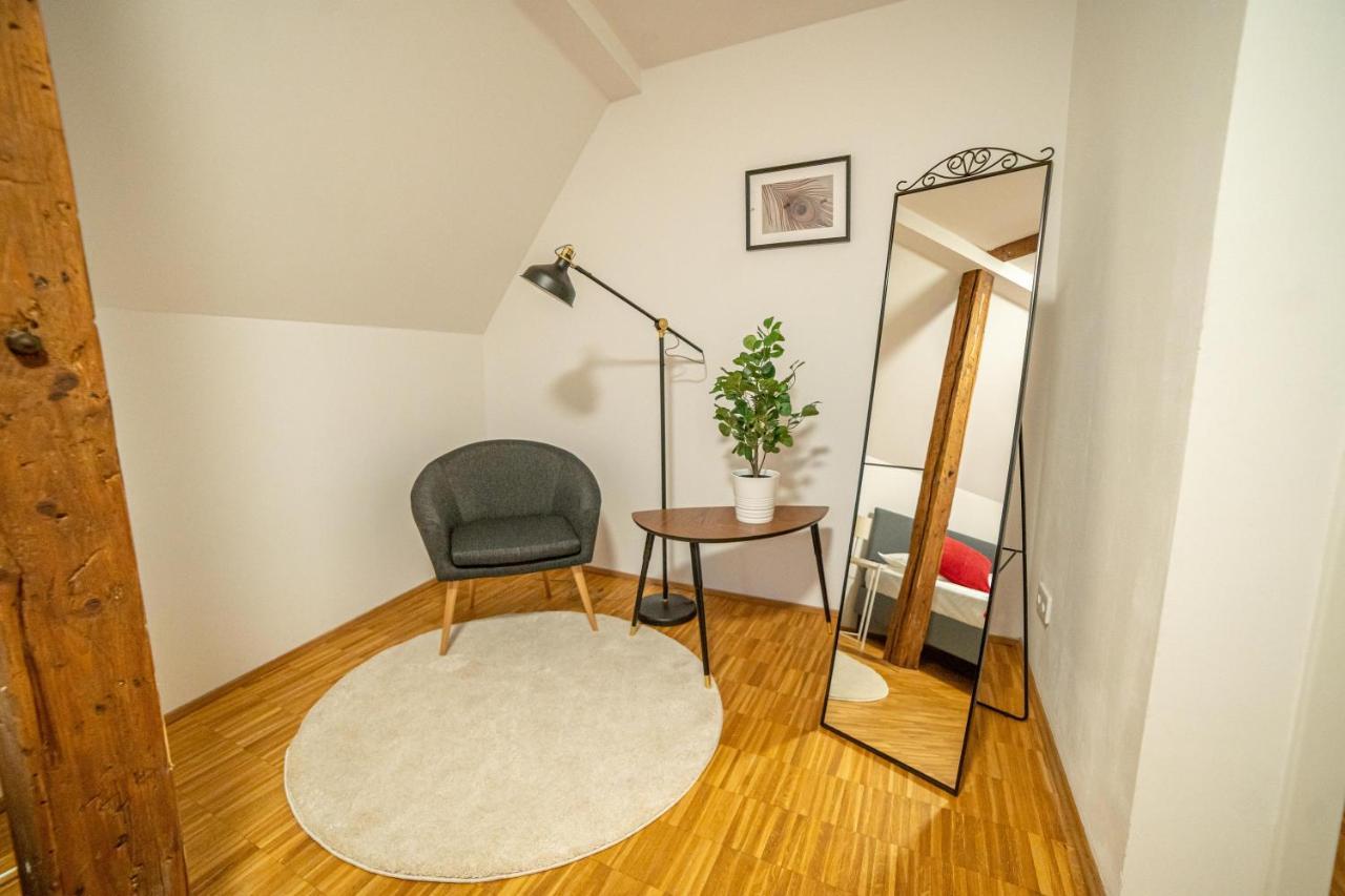 Fullhouse - Erfurt - M18 Apartments - Fahrstuhl - Smarttv - Marktlage Eksteriør bilde